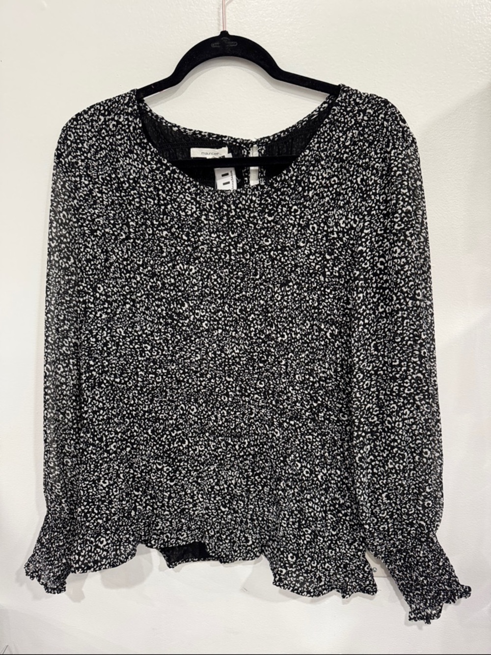 Maurices Black & White Floral Print Long-Sleeve Blouse